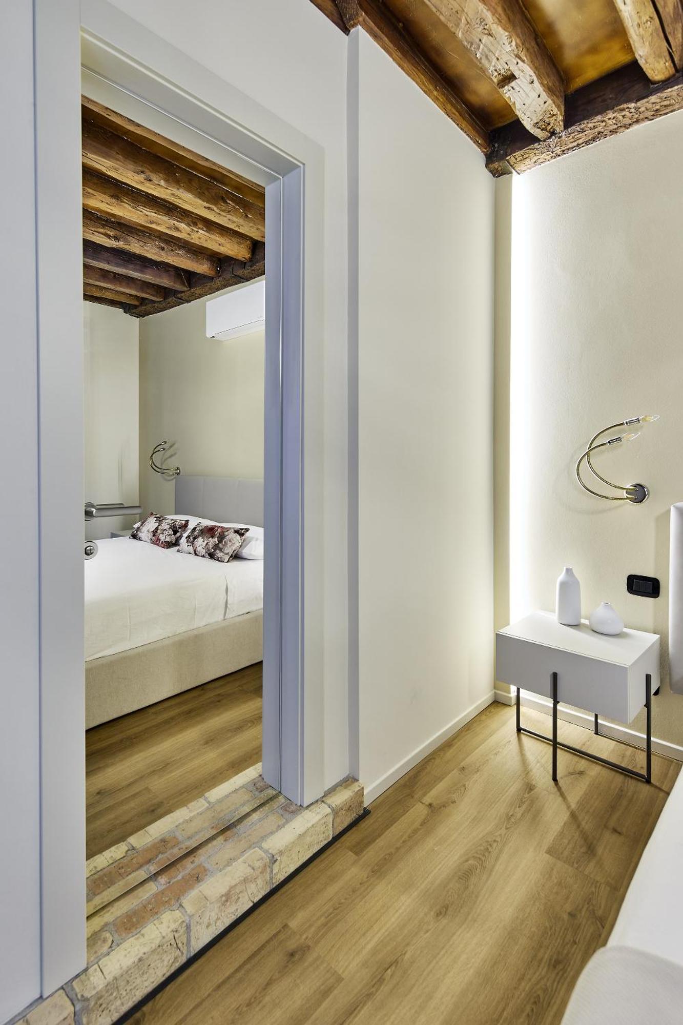 Sarpi Apartment & Suite Udine Buitenkant foto