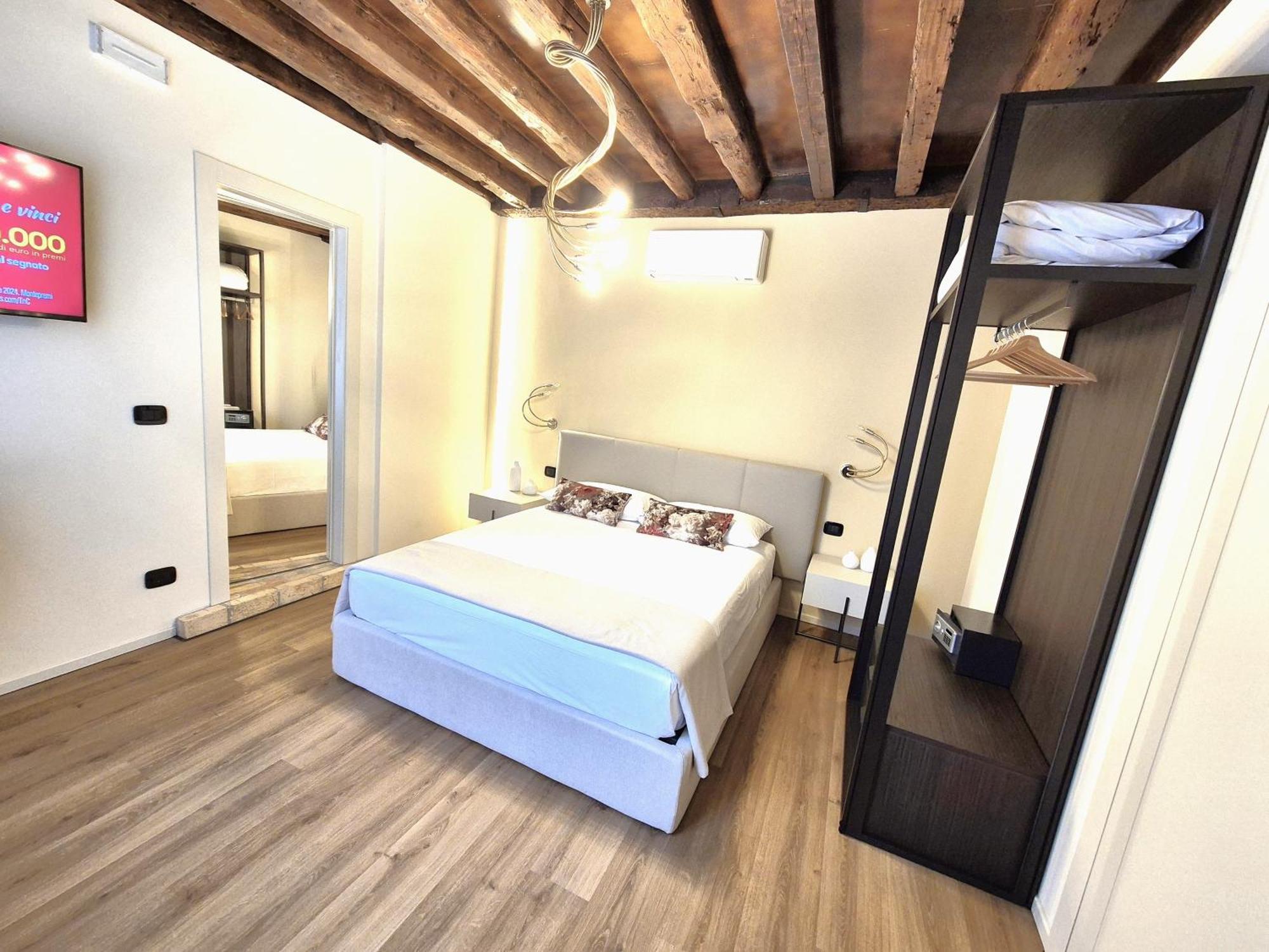 Sarpi Apartment & Suite Udine Buitenkant foto